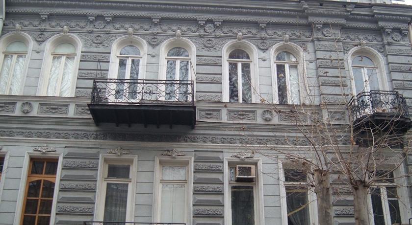 Old Tbilisi Trio Apartments Екстериор снимка